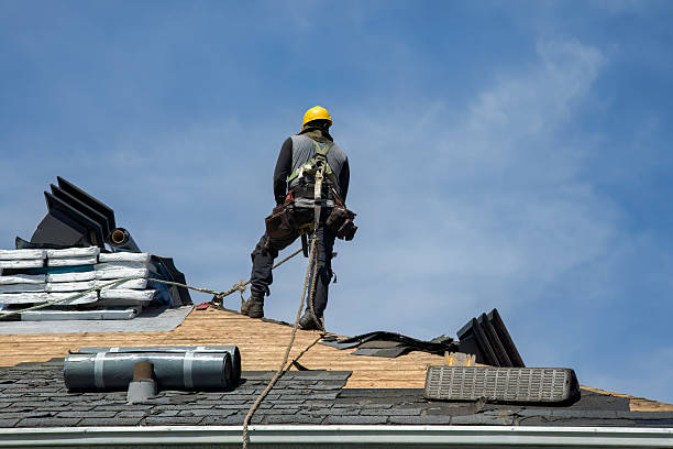 Professional Gutter Installation technician working in Bluffton, TX